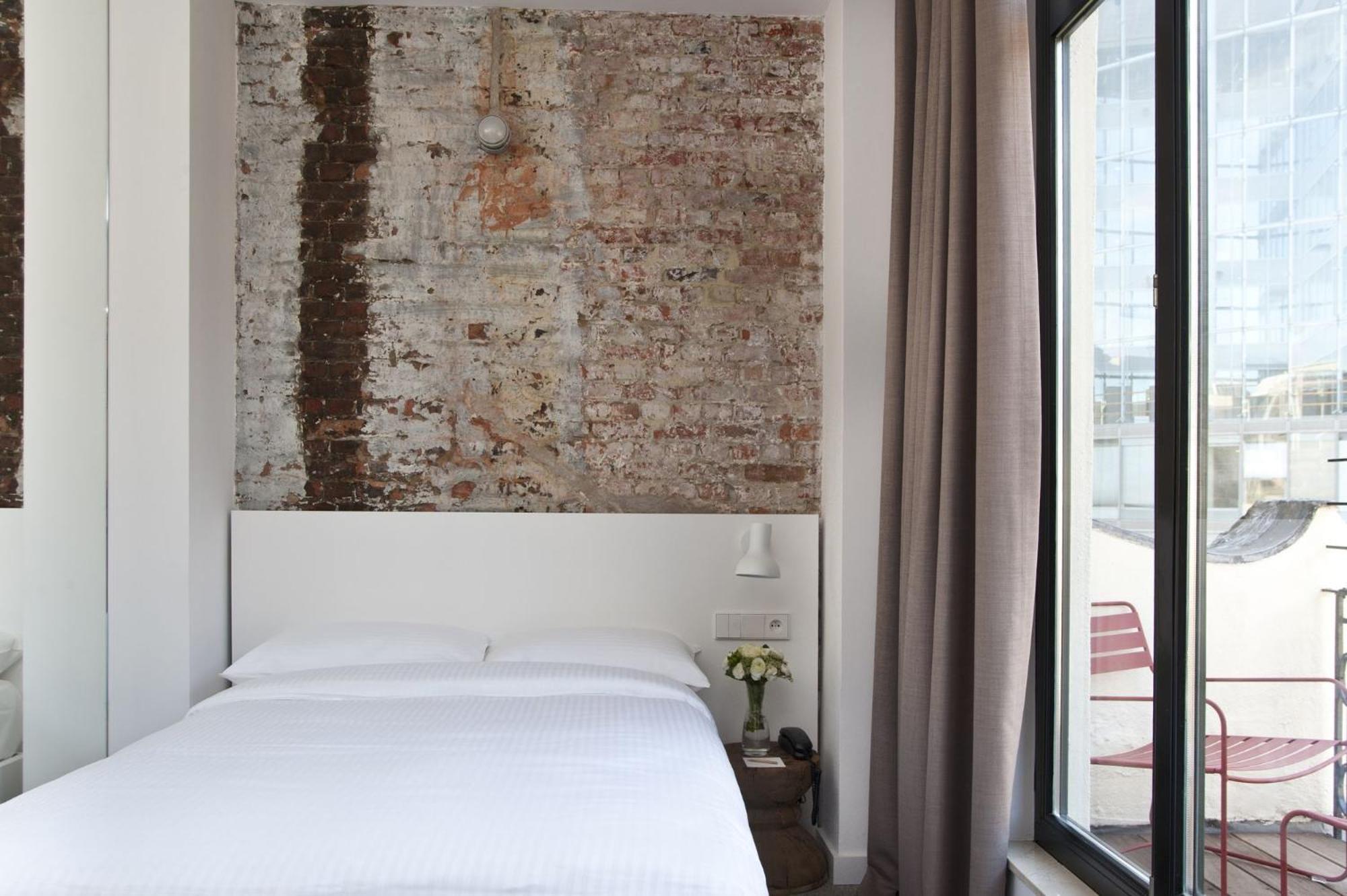 9Hotel Central Brussels Room photo
